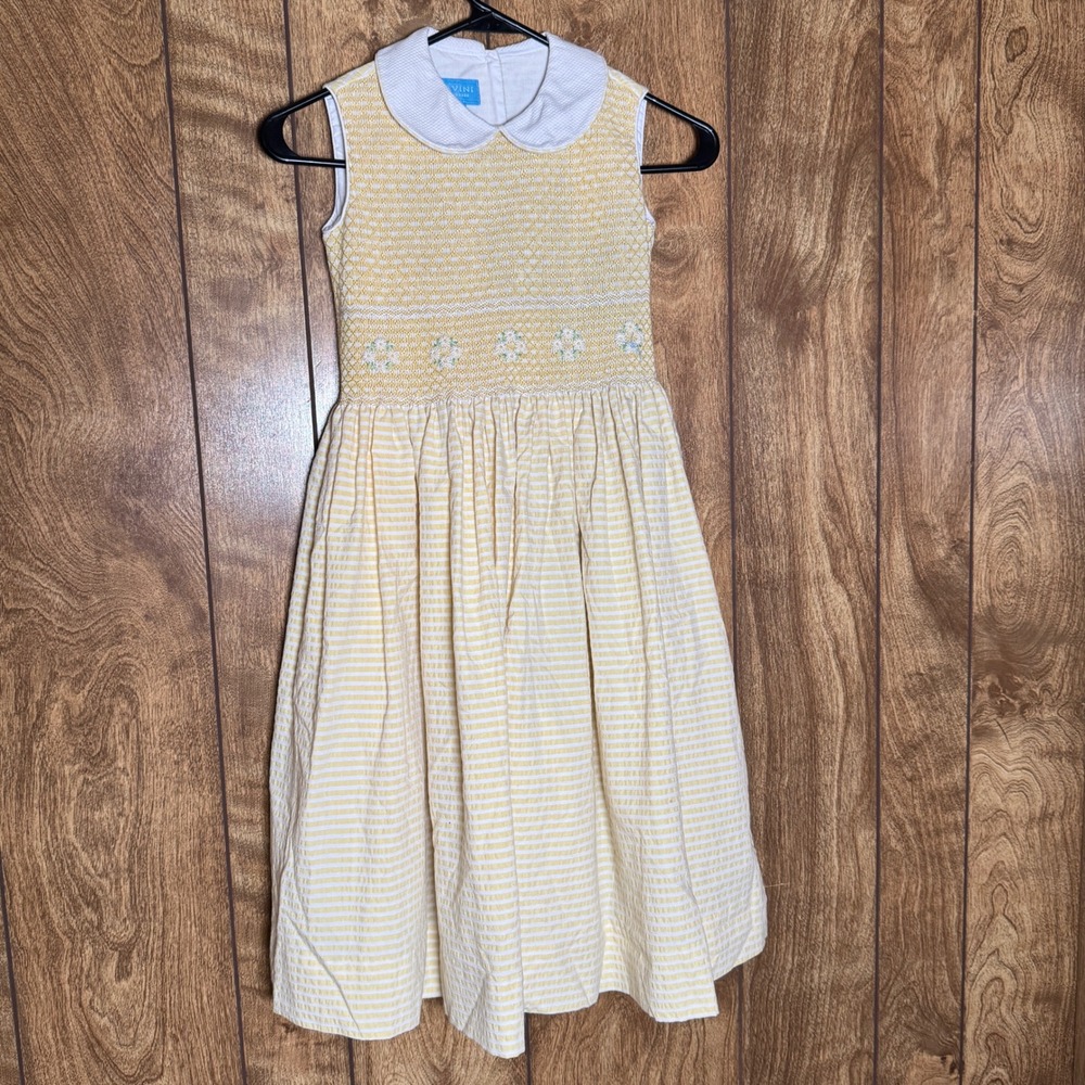 Anavini Girls Yellow Seersucker Hand Smocked Floral Peter Pan Collar Dress 8